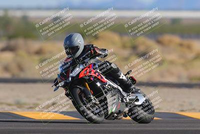media/Nov-06-2023-Moto Forza (Mon) [[ce023d0744]]/3-Intermediate Group/Session 5 (Turn 4)/